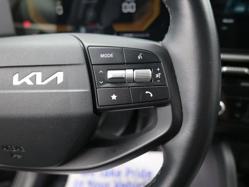 Used 2026 Kia Sportage LX FWD image 33