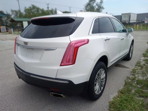 Used 2017 Cadillac XT5 Luxury image 6