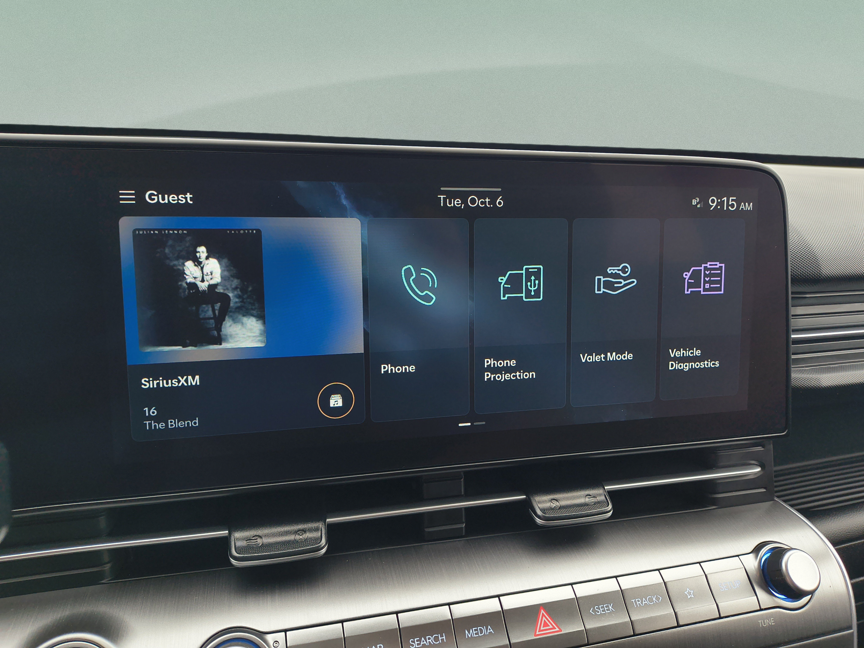Certified 2024 Hyundai Kona SEL FWD image 25