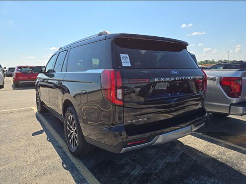 Used 2025 Ford Expedition Max Platinum AWD/4WD image 7