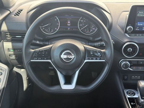 Used 2024 Nissan Sentra SV FWD image 16