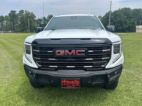 Used 2023 GMC Sierra 1500 AT4X AWD/4WD image 3