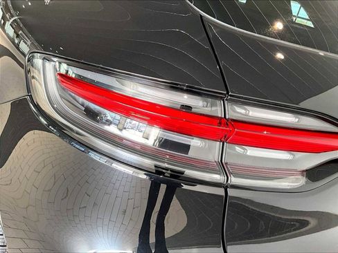 New 2026 Porsche Macan image 31