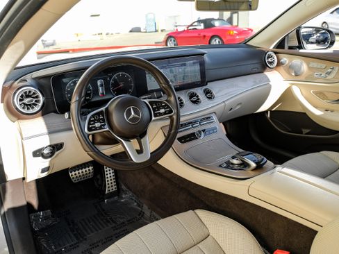 Used 2019 Mercedes-Benz E 450 E 450 w/ AMG Line Package image 2