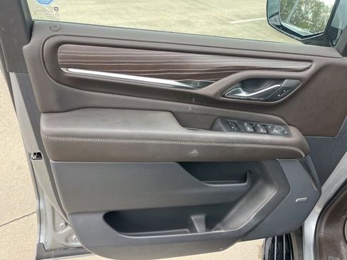 Used 2024 GMC Yukon Denali w/ Max Trailering Package image 15