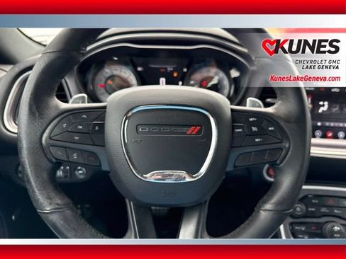 Used 2017 Dodge Challenger R/T w/ Quick Order Package 28P T/A RWD image 29