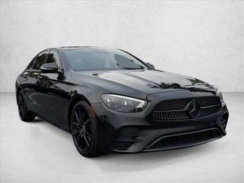 Used 2021 Mercedes-Benz E 350 Sedan image 3