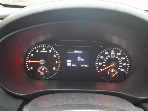 Used 2020 Kia Sorento S image 14