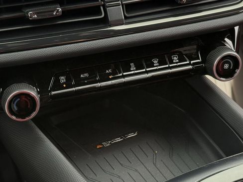 New 2026 Chevrolet Equinox EV RS FWD image 18