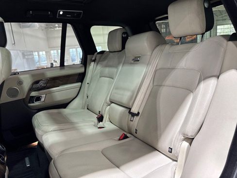 Used 2019 Land Rover Range Rover HSE image 40