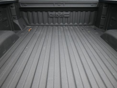 Used 2022 GMC Sierra 3500 SLT w/ SLT Convenience Package AWD/4WD image 21