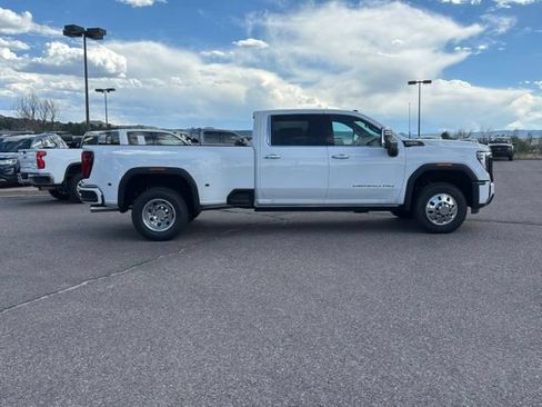 New 2026 GMC Sierra 3500 Denali Ultimate AWD/4WD image 7