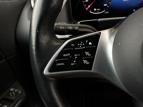 Used 2025 Mercedes-Benz GLA 250 image 40