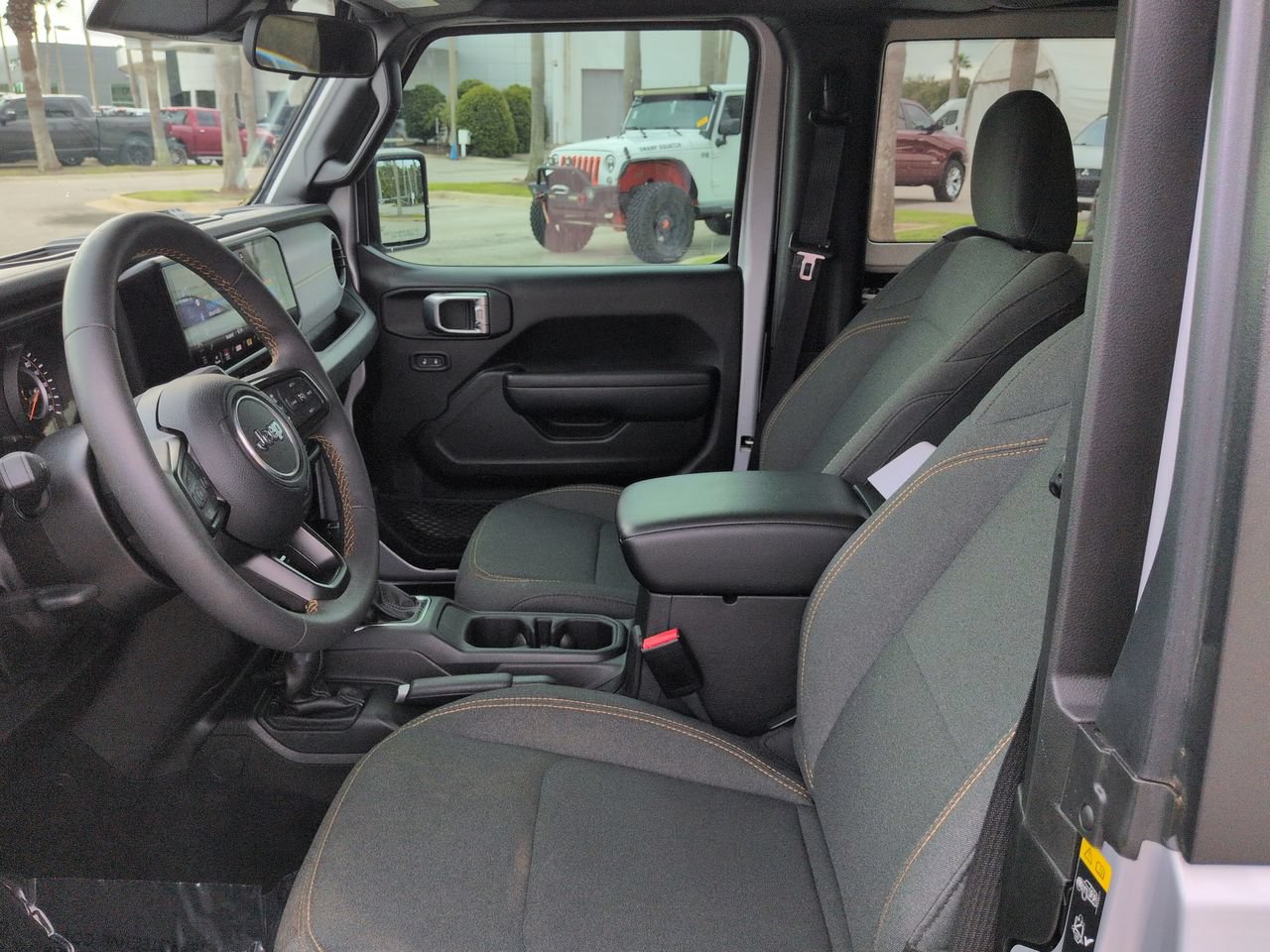 Used 2024 Jeep Wrangler Sport AWD/4WD image 14