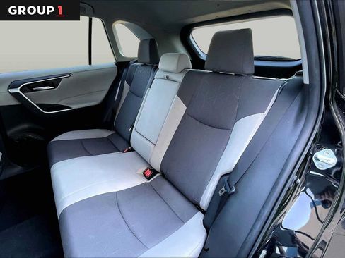 Certified 2025 Toyota RAV4 XLE AWD/4WD image 21