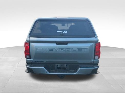 Used 2023 Chevrolet Colorado LT w/ LT Convenience Package II AWD/4WD image 4