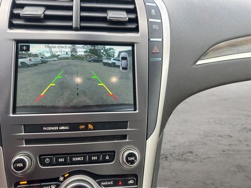 Used 2017 Lincoln MKZ Reserve w/ Climate Package FWD image 33
