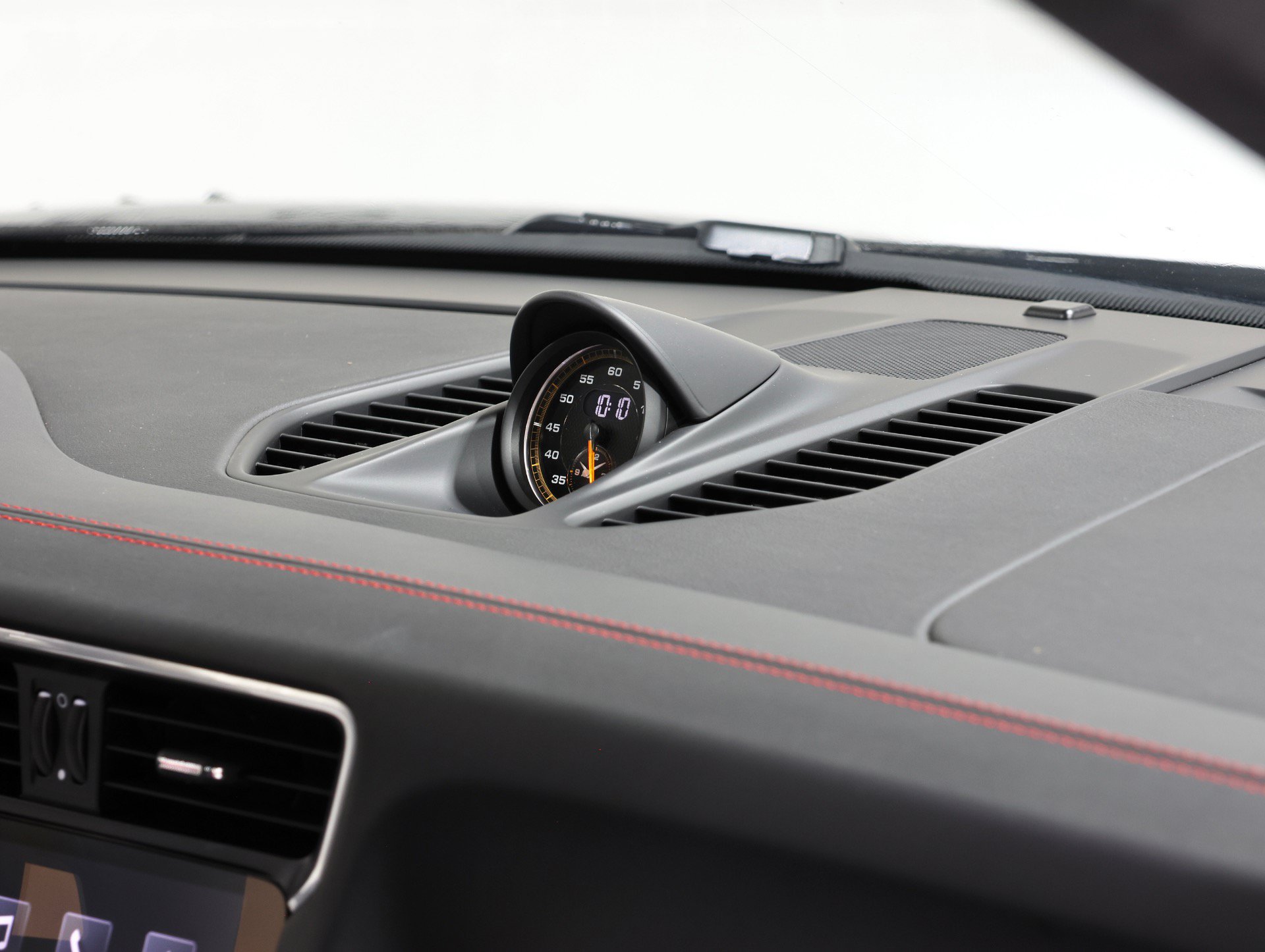 Used 2018 Porsche 911 GT2 RS RWD image 48