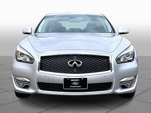 Used 2018 INFINITI Q70 L 3.7 image 4