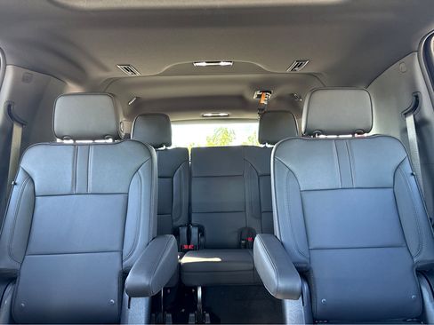 New 2026 Chevrolet Suburban RST w/ Comfort Package AWD/4WD image 8