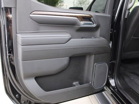 Used 2022 GMC Sierra 1500 Elevation w/ Elevation Premium Package AWD/4WD image 25