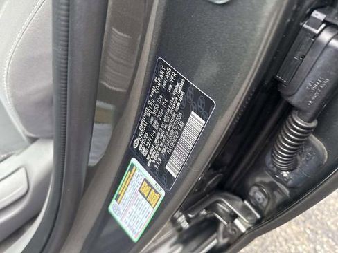 Certified 2024 Hyundai Elantra SEL w/ Convenience Package image 20