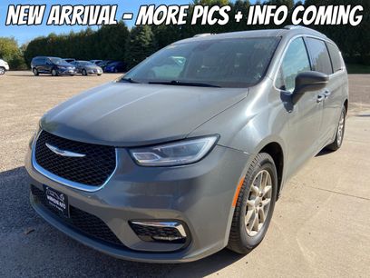 Used 2021 Chrysler Pacifica Touring-L
