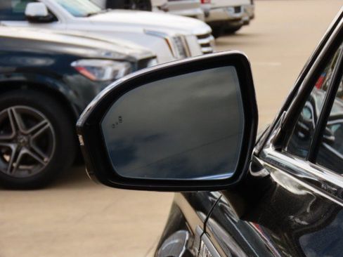 Used 2020 Lincoln Nautilus Reserve image 17