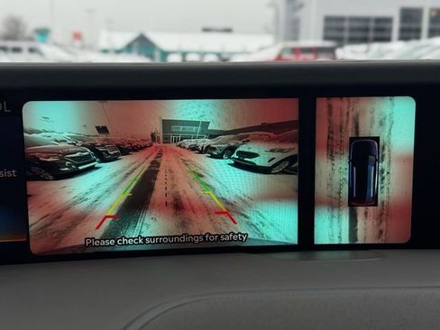 Used 2025 Lincoln Nautilus Premier image 41