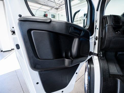 Used 2023 RAM ProMaster 2500 image 26