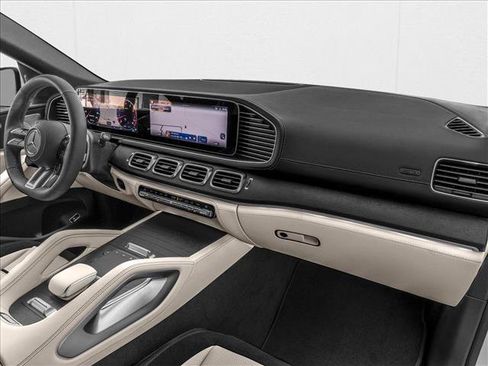 New 2026 Mercedes-Benz GLE 53 AMG 4MATIC Coupe image 11