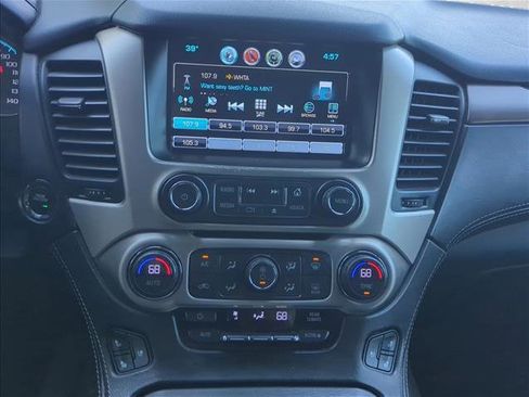 Used 2019 GMC Yukon XL Denali image 12