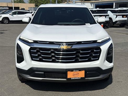Used 2025 Chevrolet Equinox LT FWD image 8