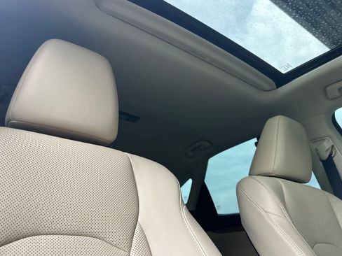 Used 2022 Lexus RX 450h AWD w/ Premium Package image 17