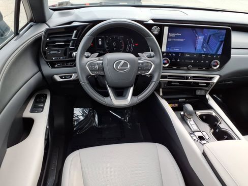 Used 2023 Lexus RX 350 Premium w/ Accessory Package AWD/4WD image 9