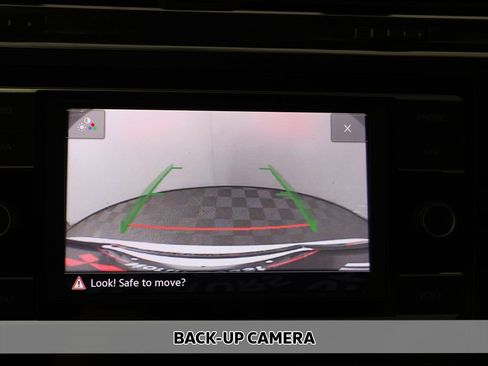 Used 2023 Volkswagen Tiguan S image 3