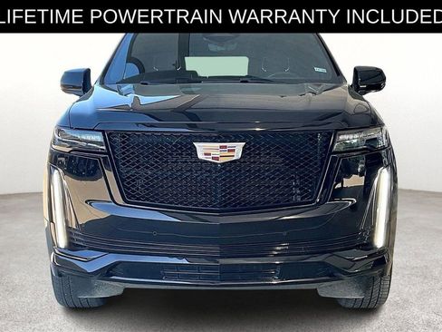 Used 2022 Cadillac Escalade Sport w/ Touring Package image 5