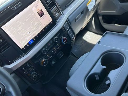 New 2026 Ford F250 XLT w/ XLT Premium Package AWD/4WD image 28