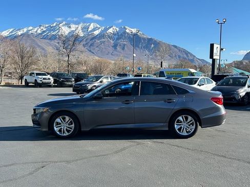 Used 2018 Honda Accord LX image 6