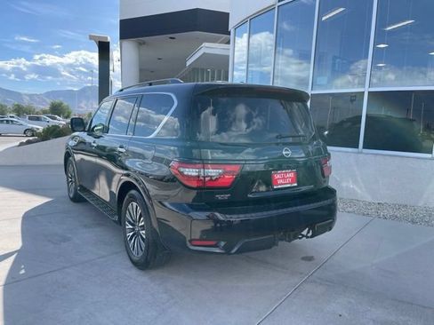 Used 2023 Nissan Armada SL w/ Midnight Edition Package AWD/4WD image 4