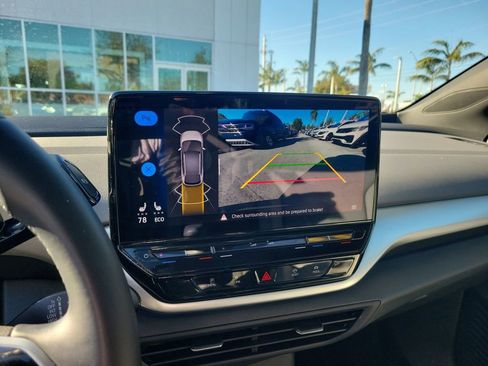 Used 2022 Volkswagen ID.4 Pro S image 23