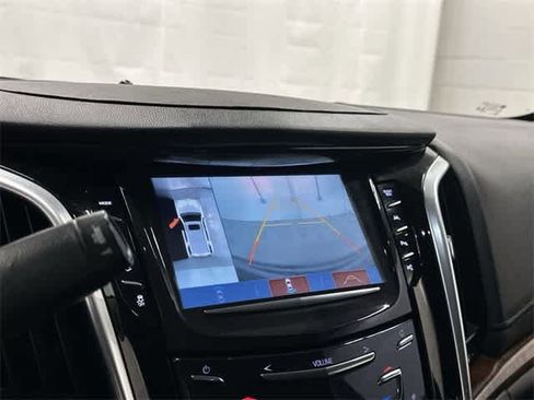Used 2020 Cadillac Escalade Luxury image 23