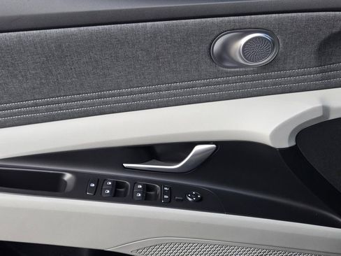 New 2026 Hyundai Elantra Limited w/ Cargo Package FWD image 16