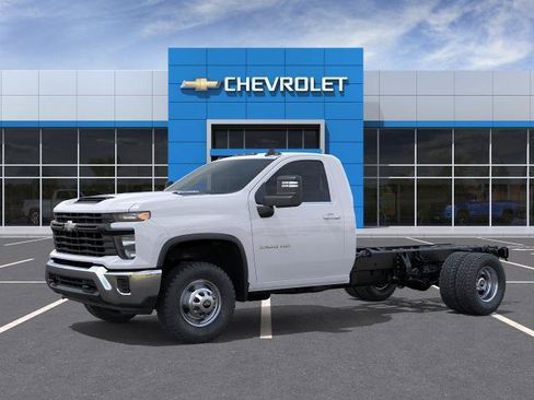 New 2025 Chevrolet Silverado 3500 W/T w/ WT Convenience Package RWD image 2