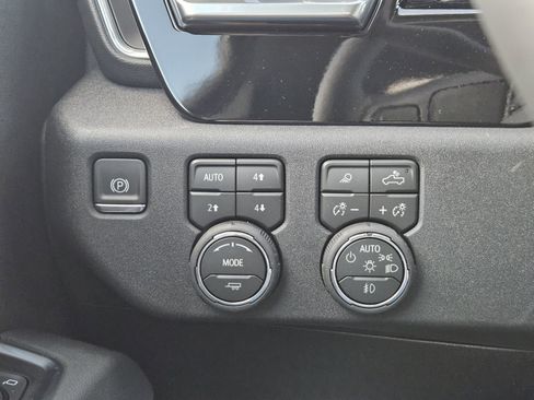 New 2026 Chevrolet Silverado 3500 LT w/ Convenience Package image 21