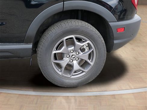 Used 2024 Ford Bronco Sport Badlands w/ Premium Package image 3