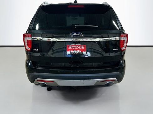 Used 2016 Ford Explorer XLT image 7