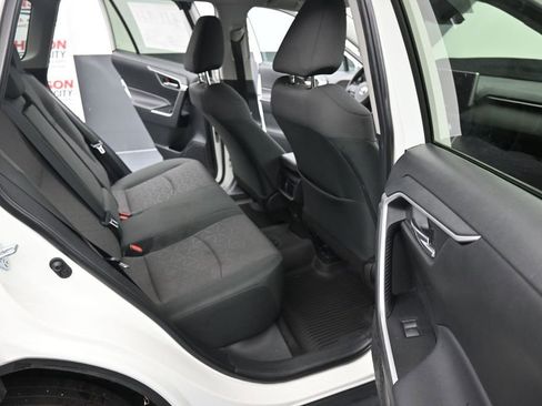 Used 2024 Toyota RAV4 XLE FWD image 24
