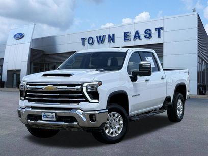 Used 2025 Chevrolet Silverado 2500 LTZ w/ LTZ Convenience Package