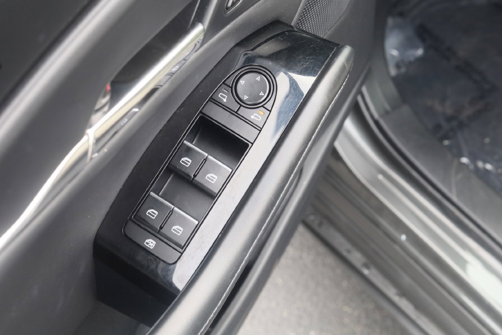 Used 2023 MAZDA CX-30 AWD 2.5 S w/ Preferred Package image 6